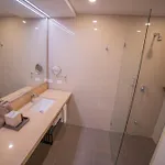 Shg Liv Zona G Hotel